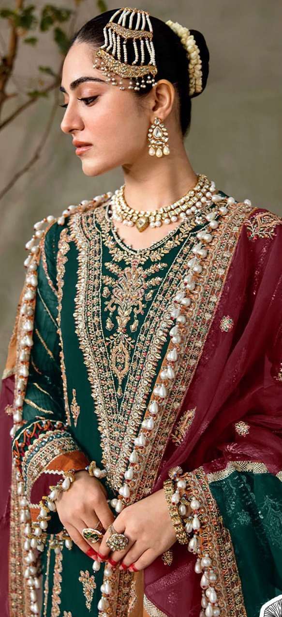 DNO-10112-A10117 BY ZAHA